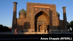 Uzbek world-heritage sites such as Samarkand are potential tourist magnets. (file photo)