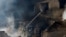 Пожар след руски удар в град Бровари, Киевска област, 14 март 2026 г.