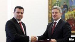 Zoran Zaev i Đorđe Ivanov tokom prvih konsultacija koje su se završile neuspehom