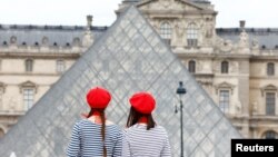 Muzej Louvre u Parizu