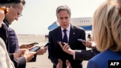 گفت‌وگوی وزیر خارجه آمریکا با خبرنگاران پیش از ترک کردن مصر