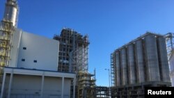 File Photo:A general view shows the facilities of a new chemicals plant built by Japan's TOYO Engineering and South Korea's LG International and Hyundai Engineering, in Kiyanly, Turkmenistan October 17, 2018. REUTERS/Marat Gurt