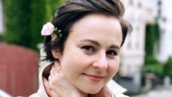 "В посольстве были к такому не готовы". Екатерина Сахно – о том, почему ей не удалось проголосовать в Праге на выборах президента Беларуси