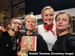 Гельсінський книжковий ярмарок, де Євгенія Кузнєцова й Лілія Омельяненко презентували фінам історію українського борщу, 2024 рік