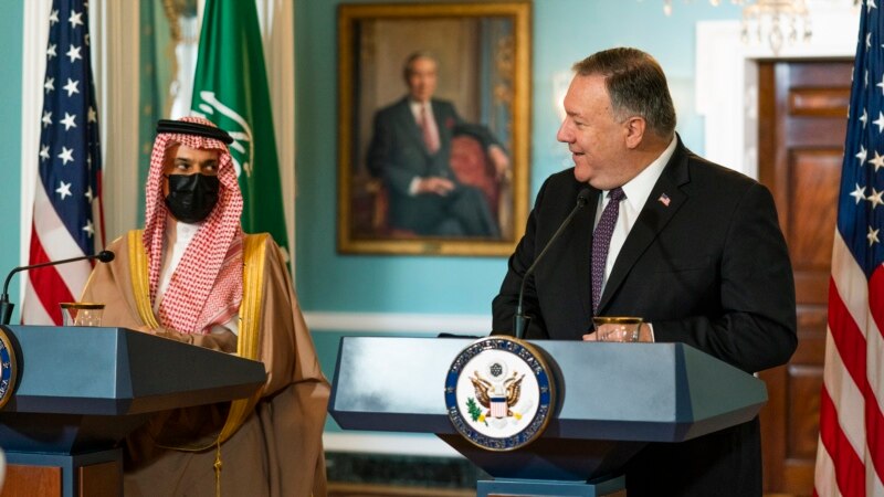 پومپئو خواستار عادی‌سازی روابط عربستان با اسرائیل شد