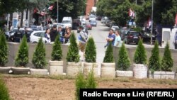 Barrikada e emëruar "Parku i paqes" në Mitrovicë