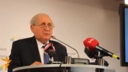 U.S. Senator Levin Calls For Further U.S. Sanctions On Russia