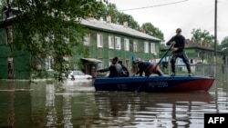 Pamje nga vërshimet në Khabarovsk