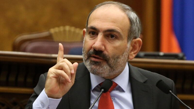 Ermeni parlamenti dargadyldy, irki saýlawlar yglan edildi