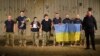 «Це – наші історії»: ветерани бойових дій на Донбасі грають самих себе в документальній виставі «Голоси» 