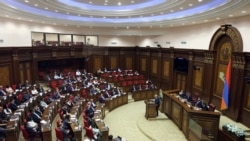 Փաշինյանը սրեց իրավիճակը. ընդդիմությունը լքեց նիտսերի դահլիճը