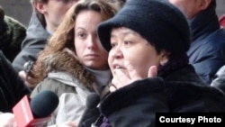 Belgium - Uzbek human rights activist Mutabar Tajibayeva in Brussels FIDH protest, 24Jan2011