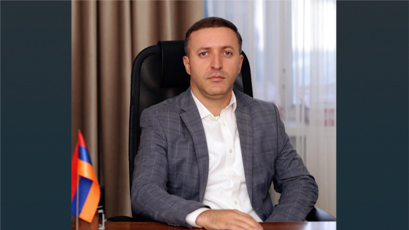 Հեռախոսի խոստում երեխային․ ըստ փաստաբանի՝ ՔՊ-ի թեկնածուն Քրեական օրենսգրքով նախատեսված հանցանք է գործում