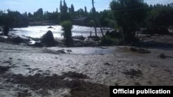 Жаандан кийин.