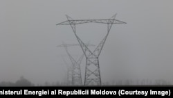 Linia de înaltă tensiune Vulcănești - Chișinău care urmează să fie dată în exploatare în viitorul apropiat și va permite transportul direct din România a curentului electric