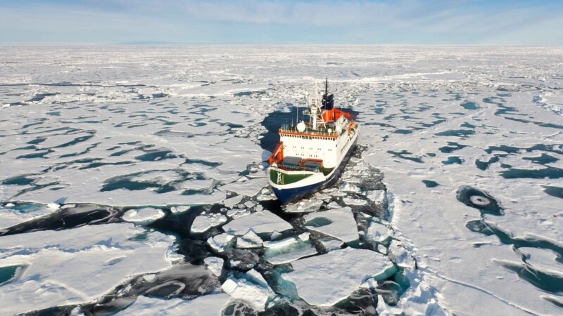 Со дна российской Арктики поднимут опасные радиоактивные объекты