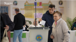 VIDEO | Alegeri prezidențiale în Rep. Moldova, turul II - Cum au votat și ce-au declarat Sandu și Stoianoglo