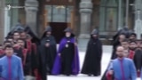 «Զազրելի բարքեր ու բարձիթողի կանոններ». Տեր Արամ քահանան քննադատում է եկեղեցական բարձրաստիճաններին
