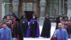 «Զազրելի բարքեր ու բարձիթողի կանոններ». Տեր Արամ քահանան քննադատում է եկեղեցական բարձրաստիճաններին