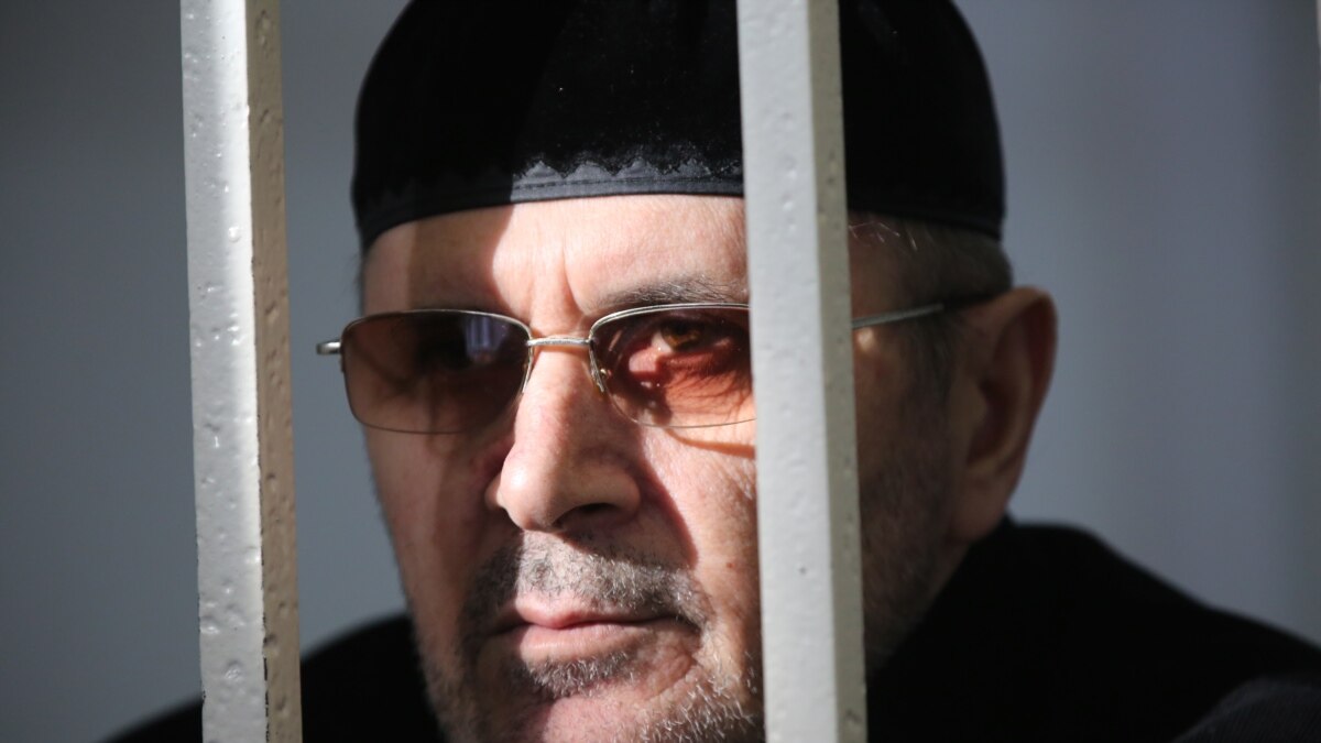 Чеченский правозащитник Титиев ещё три месяца будет под арестом