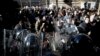 Protesta e së enjtes: Përplasje në oborrin e Rektoratit