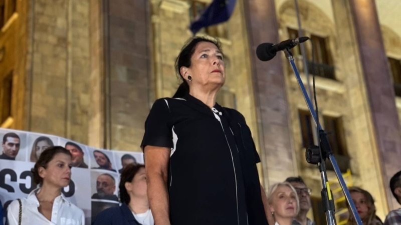 ზურაბიშვილის თქმით, „რეჟიმზე გამარჯვება არ მოვა არც არჩევნებში მონაწილებით, არც ბოიკოტით, არც შიმშილობით - მხოლოდ ერთობით“