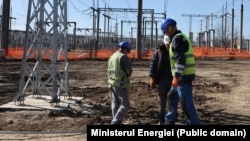 Muncitori pe șantierul Stației Electrice Chișinău, în martie 2026 