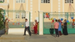 Diňle: Mekdep ýygnaklarynda ene-atalar abuna ýazylşyga nägilelik bildirip, pul bermekden ýüz öwürdiler