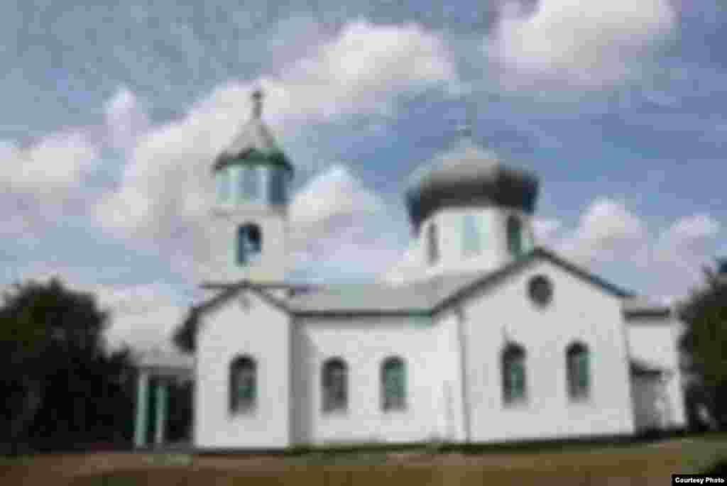 Biserica din Sculeni - (foto Serghei Makarov)