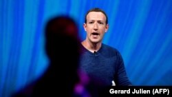 Themeluesi i Facebook-ut, Mark Zuckerberg.