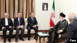 Jeff Feltman, the UN Under Secretary for Political Affairs (second from left), UN Secretary-General Ban Ki-moon (center), and Supreme Leader Ayatollah Ali Khamenei (second from right) meet in Tehran on August 29.