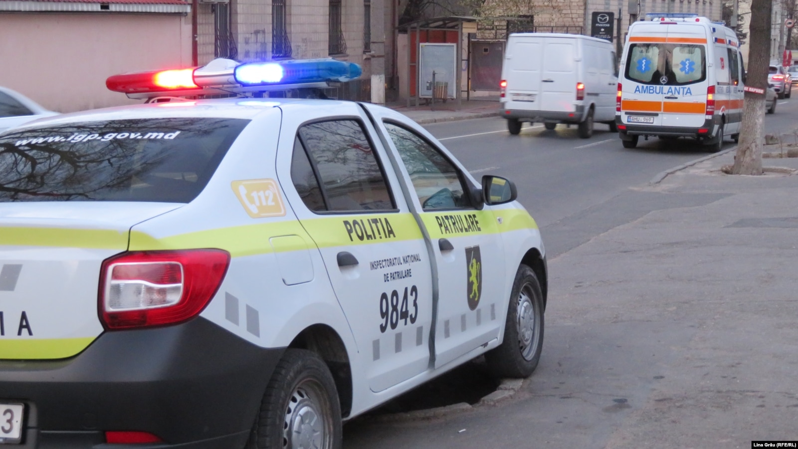 Semne de întrebare după crima de la Criuleni: Poliția și Probațiunea nu știu cum și-a scos bărbatul brățara înainte de a-și ucide soția
