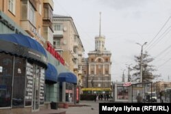 В центре города сделали тёплые остановки.