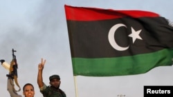 Уақытша үкімет сарбаздары. Бани-Валид, Ливия, 17 қазан 2011 ж.