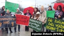 Marinković Lepić: I danas žene u BiH ne uživaju punu rodnu ravnopravnost (Sa osmomartovskog marša u Sarajevu arhivska fotografija)
