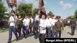 Шествие православных христиан в честь святых Петра и Павла. Петропавловск, Казахстан, 12 июля 2017 года