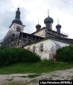 Горицкий монастырь ударение в слове