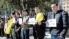 В Ростове-на-Дону прошел пикет в поддержку дальнобойщиков 
