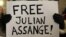 После ареста Эссанжа по всему миру прокатились акции протеста