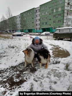 Евгения Шашева со своими собаками