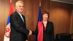 Kako Eštonova nije prepoznala Nikolića