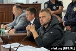 Підозрюваний заступник начальника Департаменту міжнародного співробітництва Офісу Генерального прокурора Сергій Кропива у Вищому антикорупційному суді (ВАКС). Київ, 6 вересня 2026 року