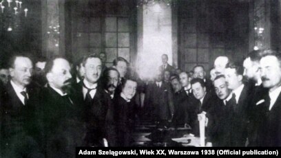 Жалаңаш душ туралы бейне