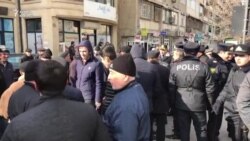 Yasamalda etiraz - Sakinlər yolu bağladılar