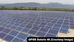 Parcurile fotovoltaice din Dolj și Gorj vor reprezenta unul din cele mai mari proiecte de energie regenerabilă din țară. Imagine cu caracter ilustrativ.