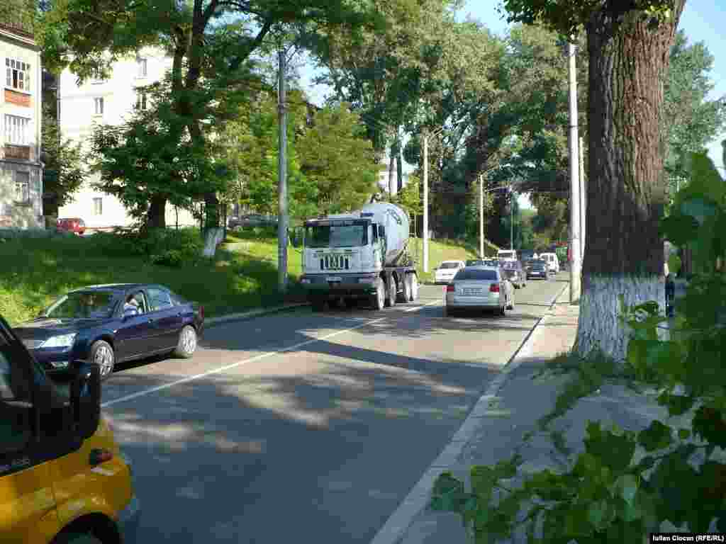 Maşini pe şoseaua perfectă