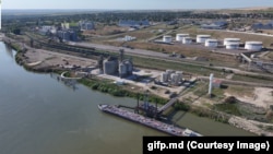 Vedere aeriană a Portului Giurgiuleşti.
