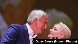 Dăncilă și Teodorovici trebuiau să fie lansați ca tandem președinte-premier, însă consultanții au renunțat la idee.