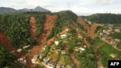 Brazil -- An aerial view of the Calema neighborhood shows the traces of the landslides in Teresopolis, 12Jan2011