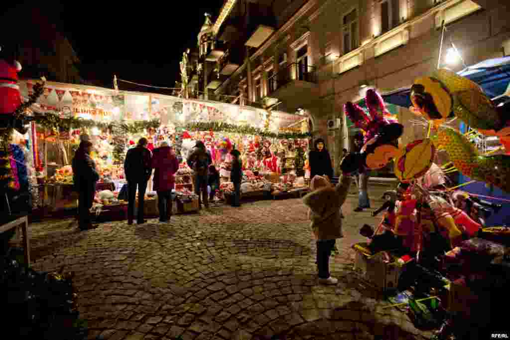 Yeni il üçün bəzənmiş Bakıdan fotolar #17